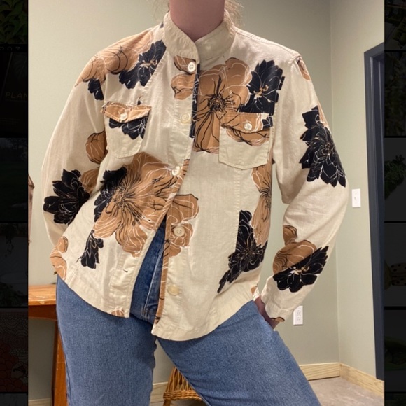 Vintage Karen Scott sport petite floral tan, cream, and black button up XL - Picture 2 of 8